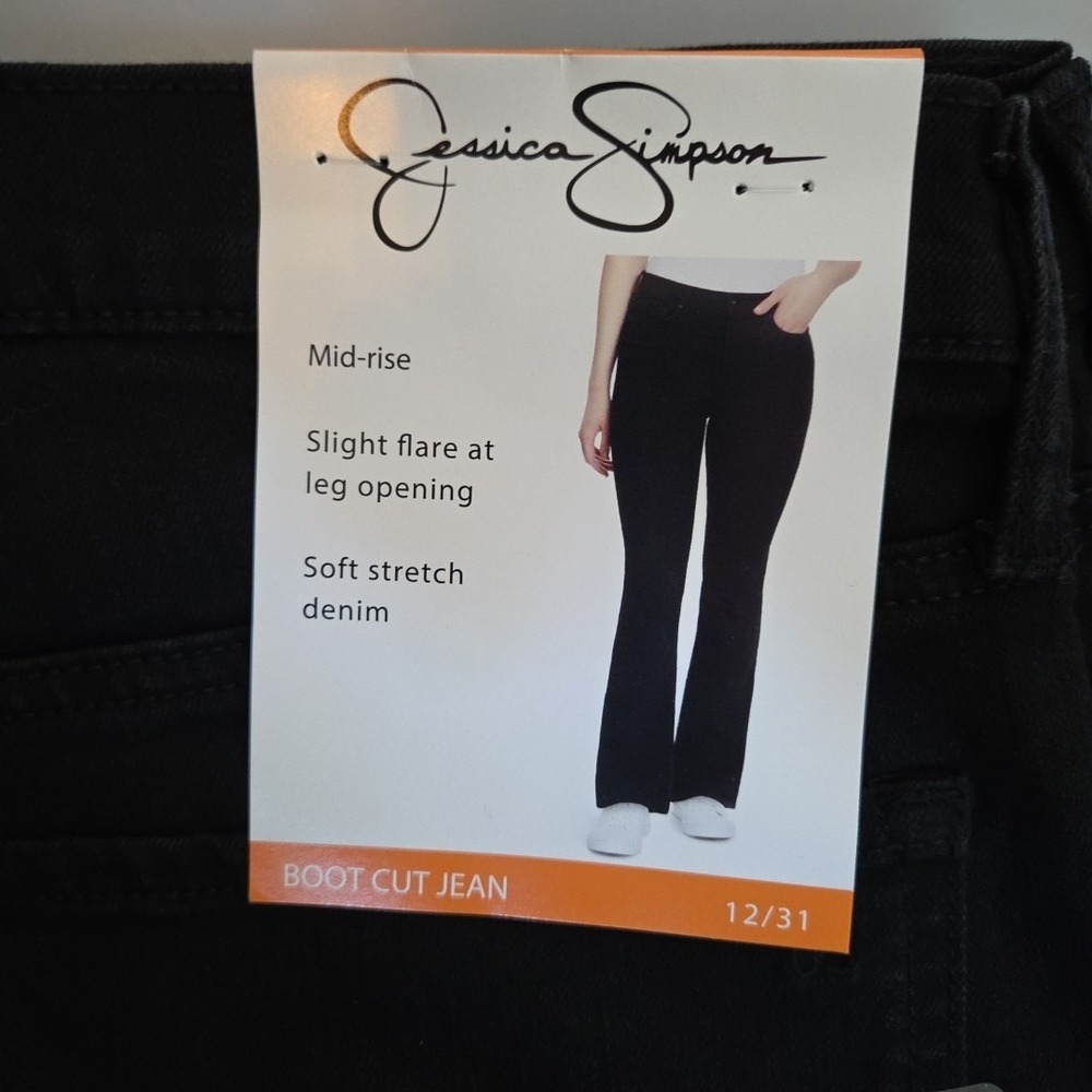 Jessica Simpson Ladies Bootcut Jean Size 12/31 Black‎ Rinse - Picture 3 of 3